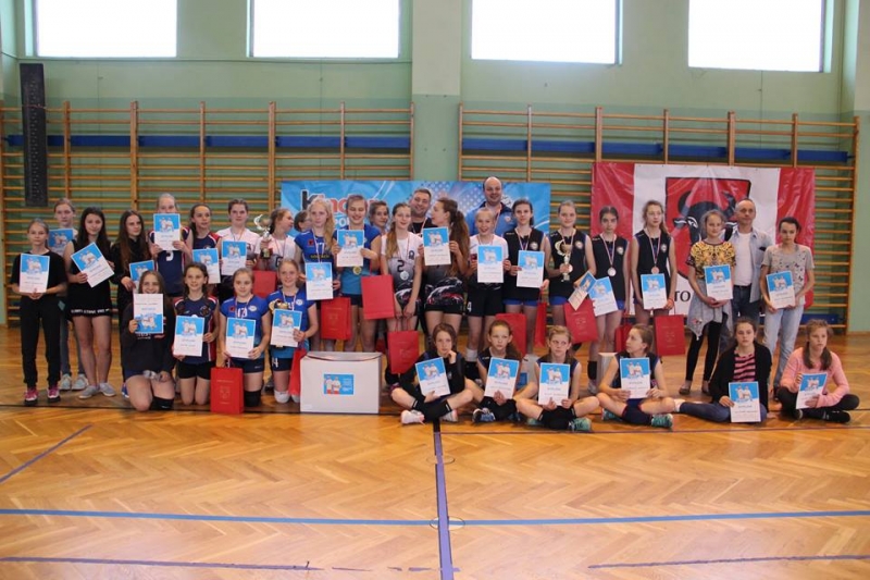 Finał Turnieju Mini siatkówki Kinder+Sport woj.podlaskiego w kategorii